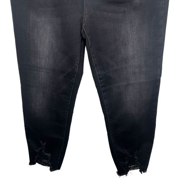 Judy Blue Black Knoxville High Waisted Destroyed Hem Cropped Straight Jeans 31 - Picture 5 of 12